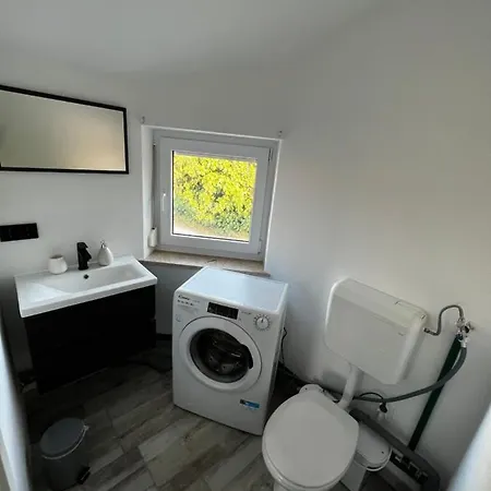 Apartment Stinjan *