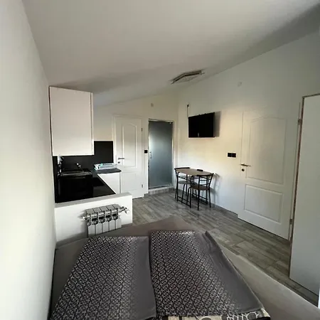 Apartment Stinjan