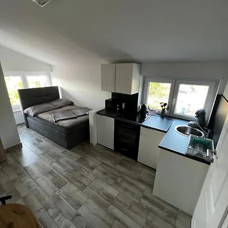 شقة Stinjan بولا