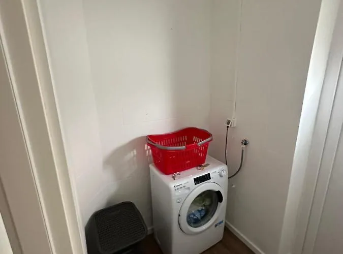 아파트 Stinjan 풀라
