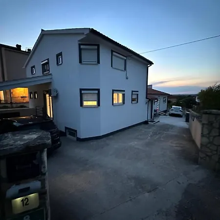 Apartman Stinjan Póla