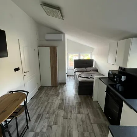 Apartman Stinjan